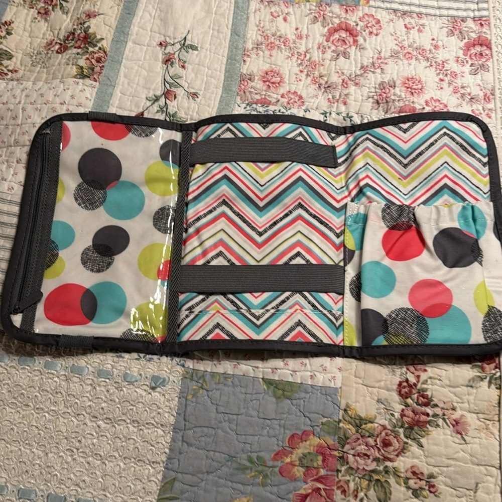 Thirty-one Pen Pencil Tablet Holder NWOT Elastic Closure Multi Colored - Picture 2 of 13